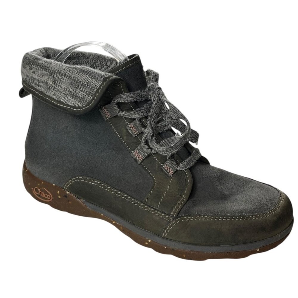 Chaco Women's Gray Waterproof Leather Ankle Boots Wool Collar Size 8 Outdoor